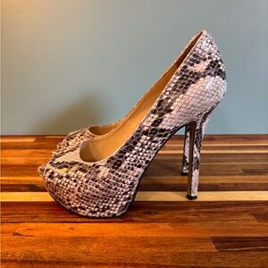 Enzo Angiolini Snake Peep-toe Heels Style ‘Eatanen’ Womens US 5.5 M